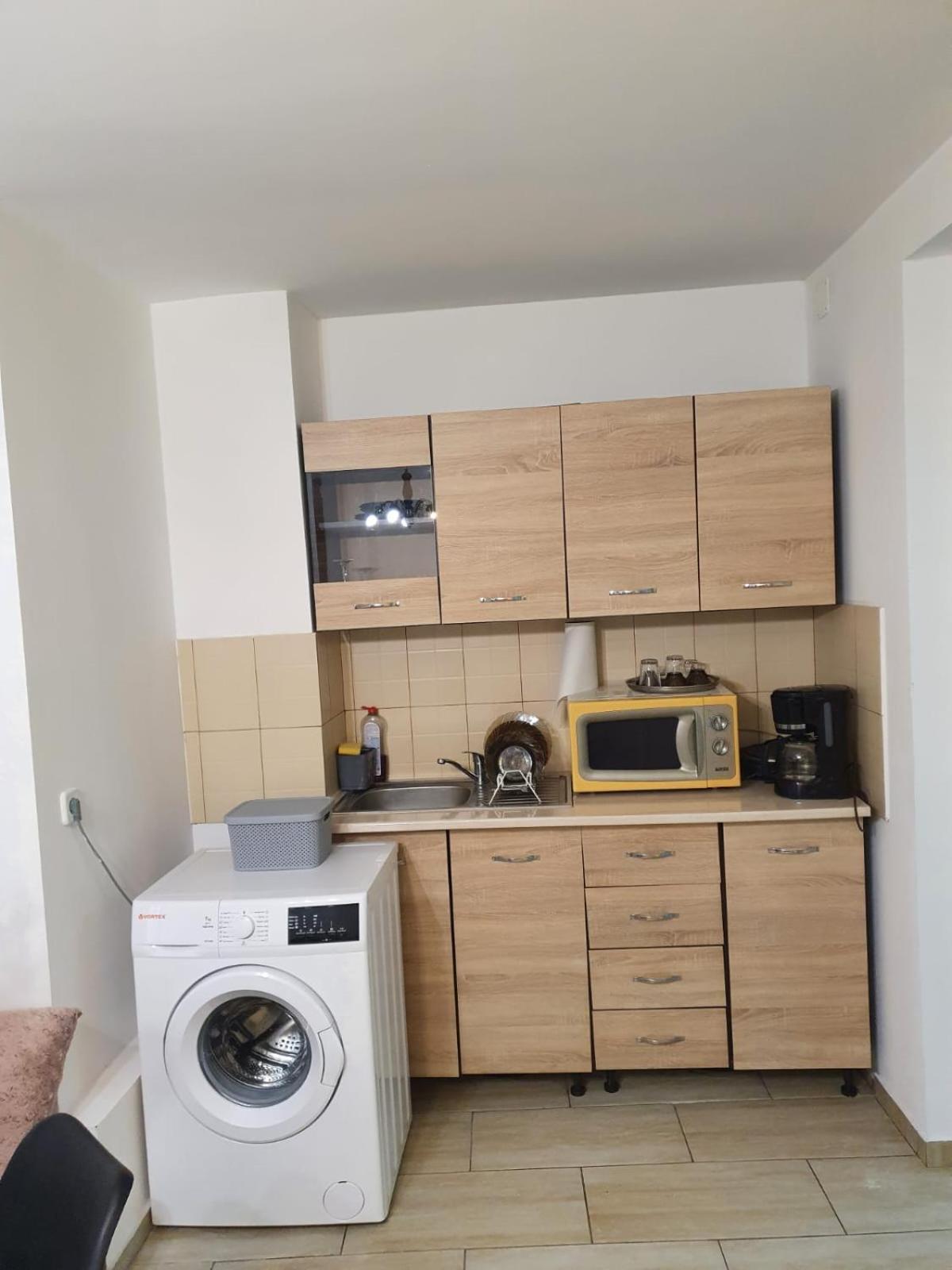 Ayana Central House Орадеа Екстериор снимка